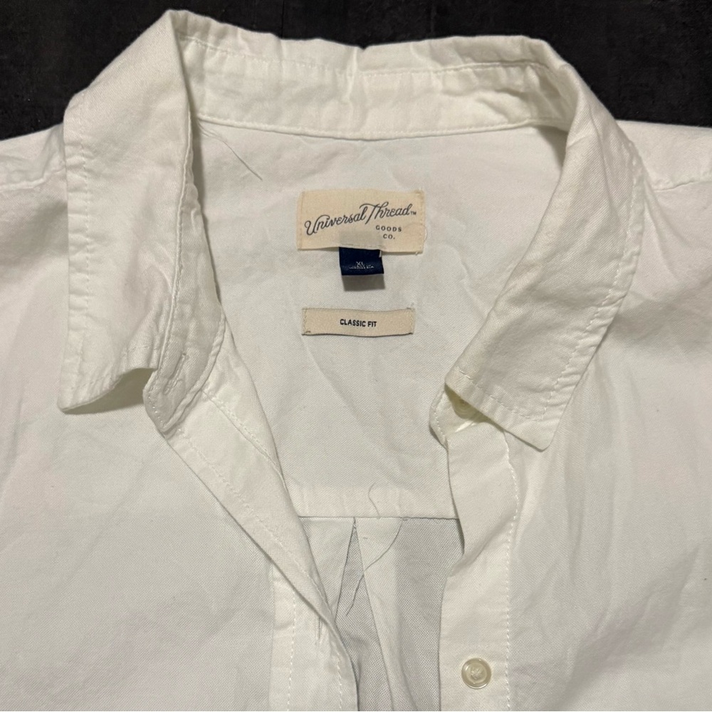 Universal Thread White Casual Button Down Shirt XL - image 2